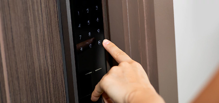 Smart Electric Locks Replacement Services in Melrose Park