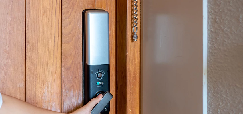Home Security Electronic Locks Upgrades in Melrose Park